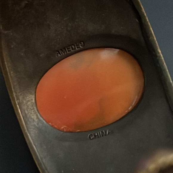 Amedeo cameo cuff bracelet - Picture 6 of 10